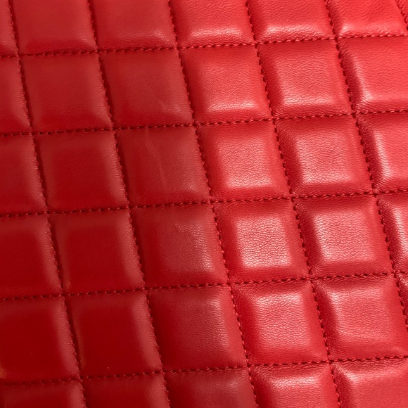 Chanel Le Boy large O Case in lambskin - Picture 13 of 13